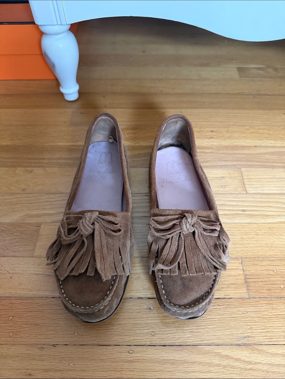 Pretty Ballerinas Brown Suede Fringe Tassel Moccasins